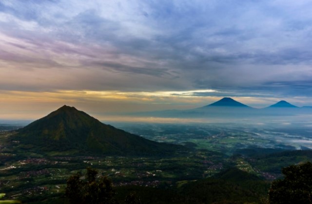 Tujuh Tempat Sunrise Tercantik di Dekat Borobudur - Medcom.id